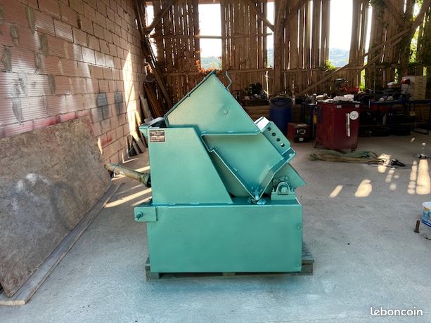 Secoueur à Câble Rousset