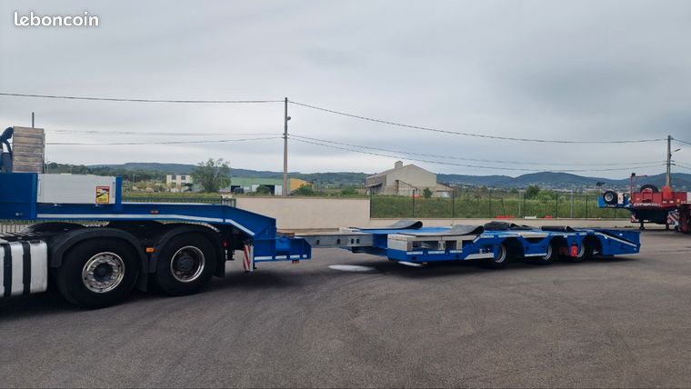 Semi porte char Trax