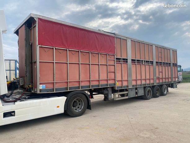 Semi-remorque bétaillère