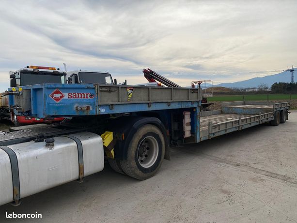 Semi-remorque extra surbaissée extensible