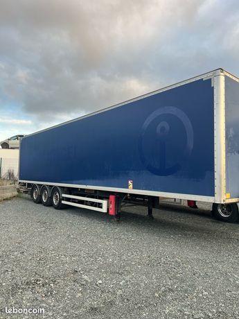 Semi remorque fruheauf fourgon 3 essieux 2016 avec hayon