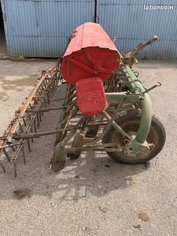 Semoir à céréales nodet