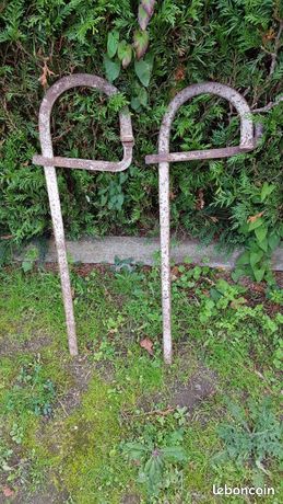 Serre joint à frapper