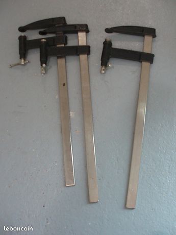 Serre-joints à pompe. 12X 60 cm