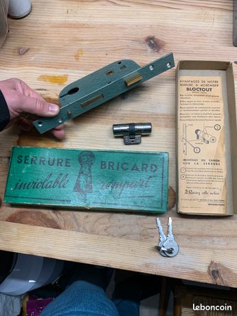 Serrure bricard