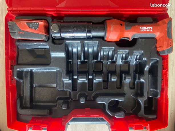 Sertisseuse Hilti NPR 32 A