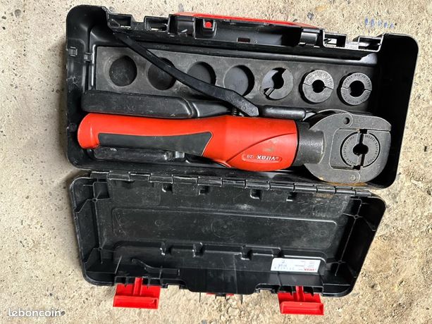 Sertisseuse manuel Virax