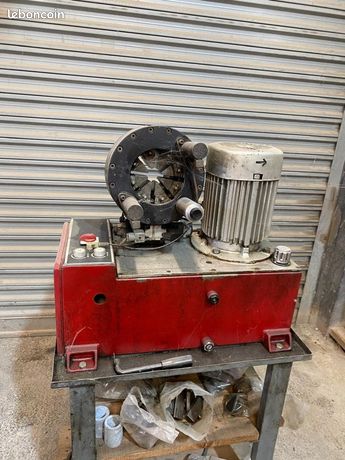 Sertisseuses hydraulique