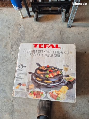 Service à raclette