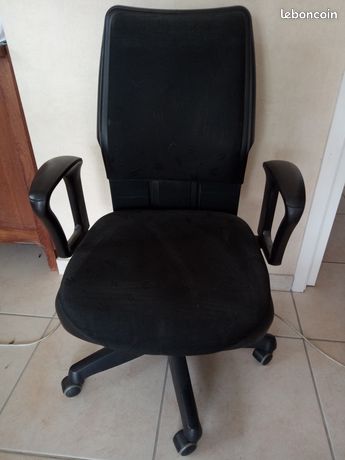 Siege de bureau noir