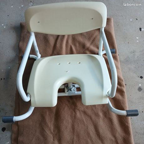Siege pivotant pour baignoire