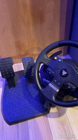 Simulateur Thrustmaster TMX Force Feedback Noir Volant PC Xbox One