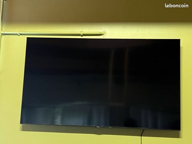 Smart TV Samsung 4K 138 cm Crystal UHD 2023