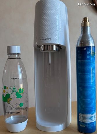 SODASTREAM blanche + bouteille + gaz
