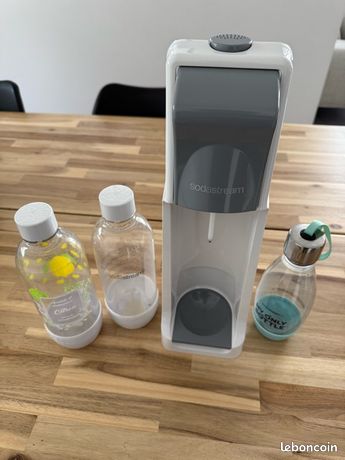 Sodastream machine avec bouteilles