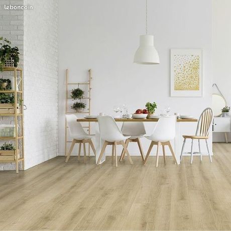 Sol Stratifié 8mm Hydrofuge AC5 Munich / 30/M Compatible Salle de Bain