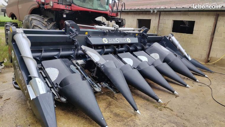 Solmax cueilleur a maïs 8 rangs repliable de demo