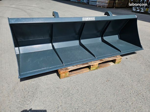 Sonarol Godet universel 2m40 Merlo, Godet de