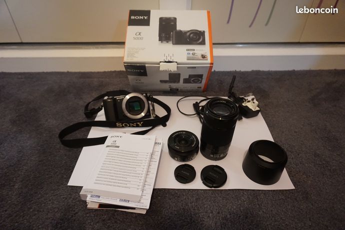Sony Alpha 5000 + Objectif 16-50mm + Objectif 55-210