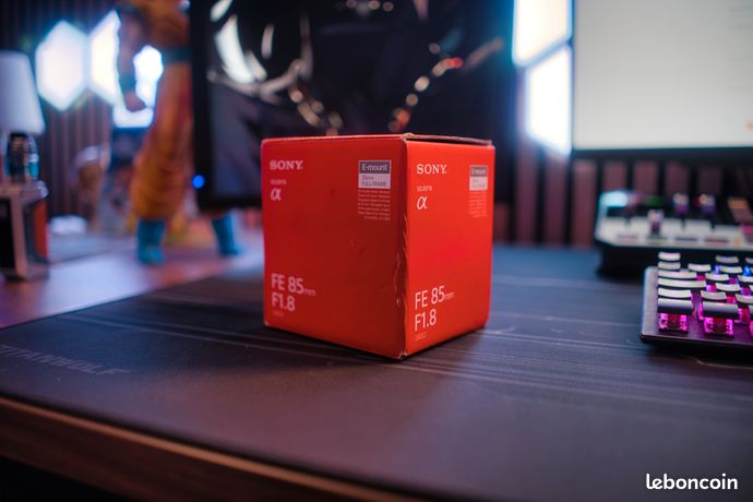 Sony FE 85 mm f/1.8 Objectif HS /