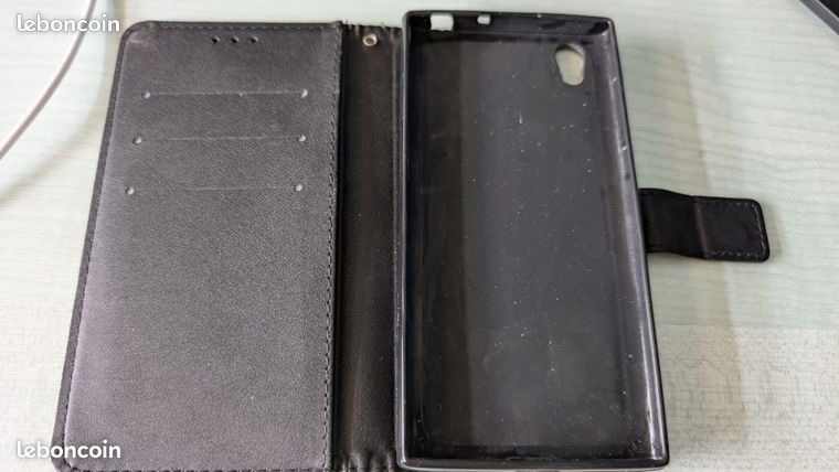Sony xperia g3312