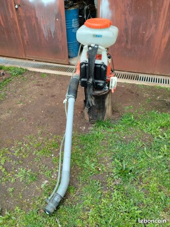 Souffleur atomiseur jardinage