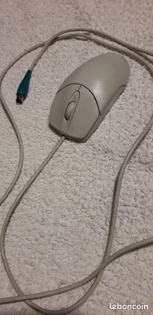 Souris Logitech connectique PS 2