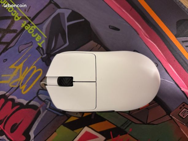 Souris scyrox v6