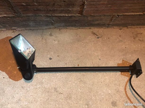 Spot éclairage stand - façade - vitrine - extérieur avec bras de déport