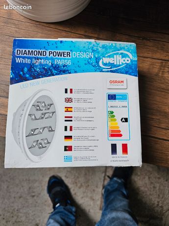 Spot led pour piscine