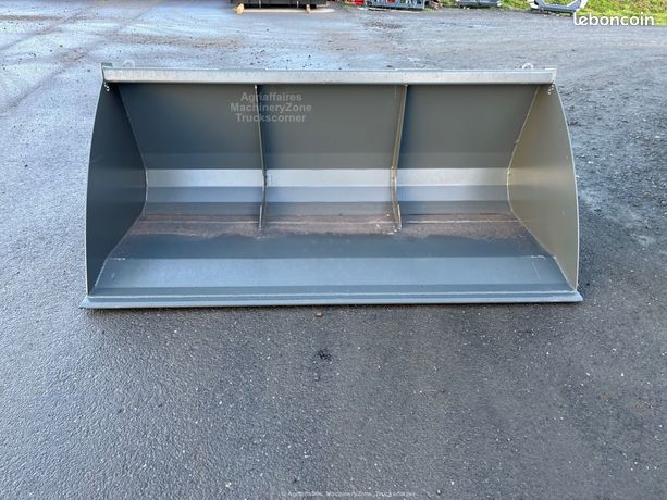 STARK Godets de reprise de 1 m03 m3 à 1.40 m3