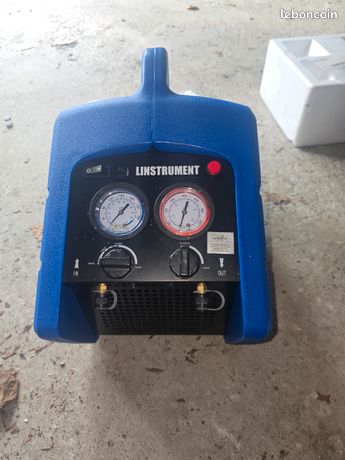 Station de récupération des fluides frigorifiques