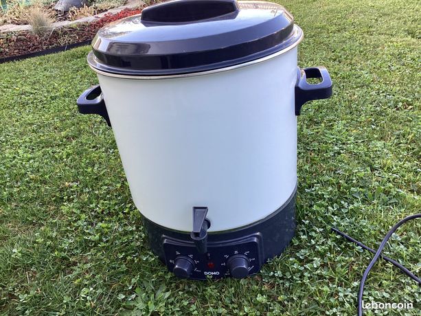 Stérilisateur bouilleurs à bocaux de conserve