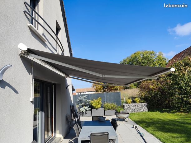 Store banne électrique