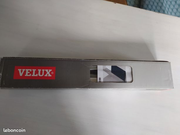 Store occultant marque Velux NEUF