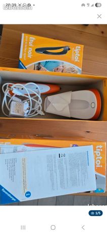 Stylo électronique tiptoi 4e génération avec sa station de chargement et son étui de protection