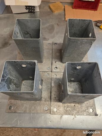 Support pieds a fixer