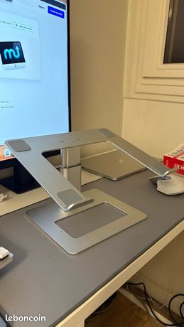 Support pour ordinateur ajustable