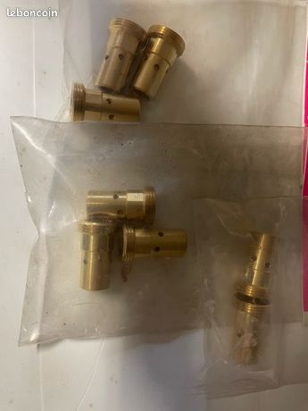 Support tube contact M8