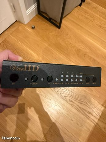 Switch HDMI ViewHD 4x1 avec extraction audio 4K HDR VHD-U4X1AS