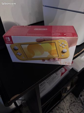 Switch lite jaune