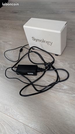 Synology® DiskStation DS216j + 2 x 2 To
