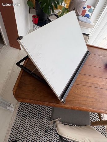 Table à dessin darchitecte réglable