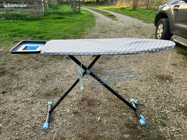 Table à repasser avec housse de rechange