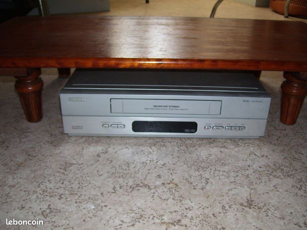 Table Bois Télévision pour 1 appareil wifi Longueur 82 cm Largeur 42 cm