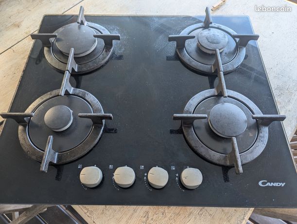 Table de cuisson 4 feux gaz et lave-vaisselle