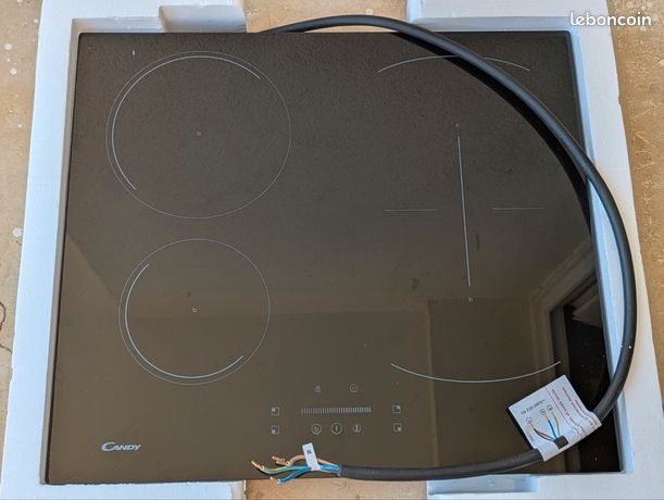 Table de cuisson induction CANDY