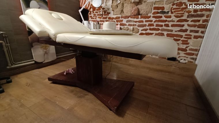 Table de massage électrique