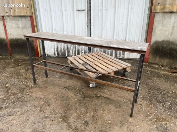 Table/étagère/établi d'atelier en acier brut fabrication artisanale