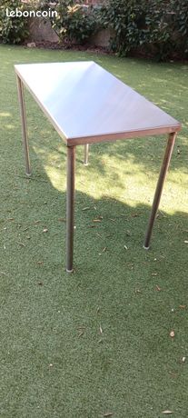 Table inox